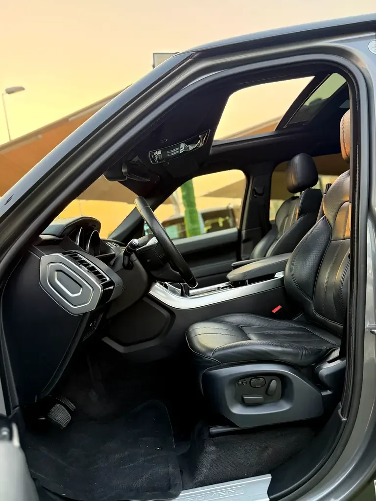 Land Rover Range Rover Sport 3.0 SDV6 Hybrid AT AWD (340 hp) - 13