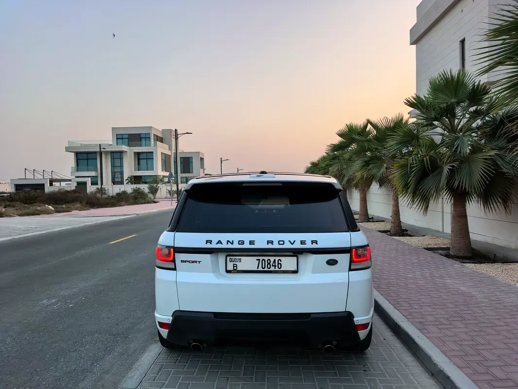 Land Rover Range Rover Sport 3.0 SDV6 Hybrid AT AWD (340 hp) - 14