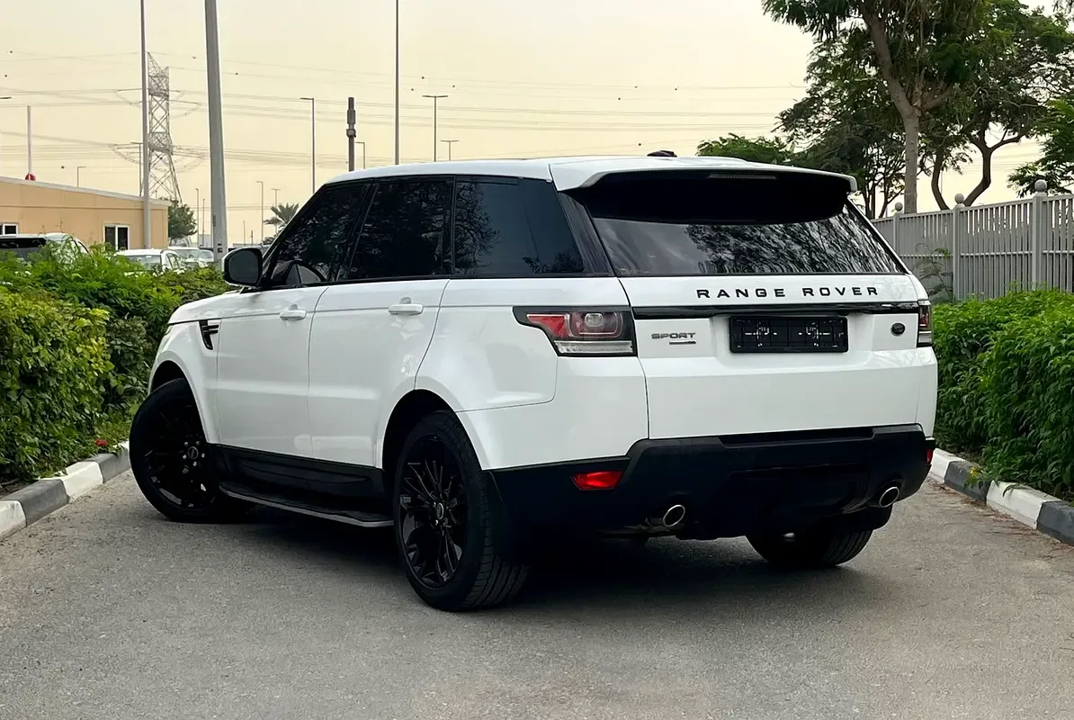 Land Rover Range Rover Sport 3.0 SDV6 Hybrid AT AWD (340 حصان) - 6