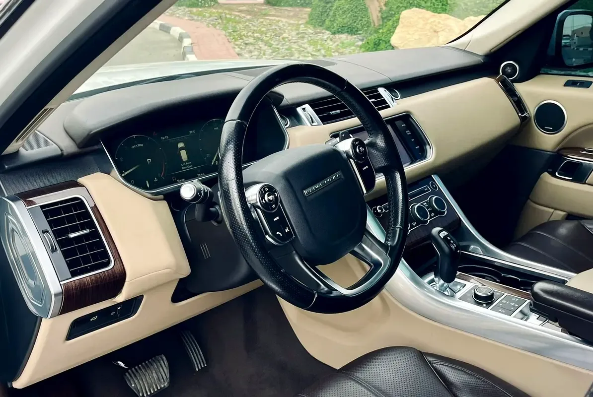 Land Rover Range Rover Sport 3.0 SDV6 Hybrid AT AWD (340 حصان) - 9