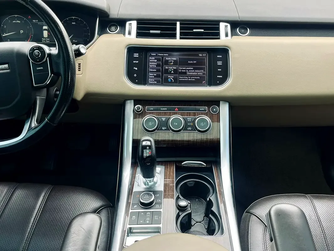 Land Rover Range Rover Sport 3.0 SDV6 Hybrid AT AWD (340 حصان) - 12