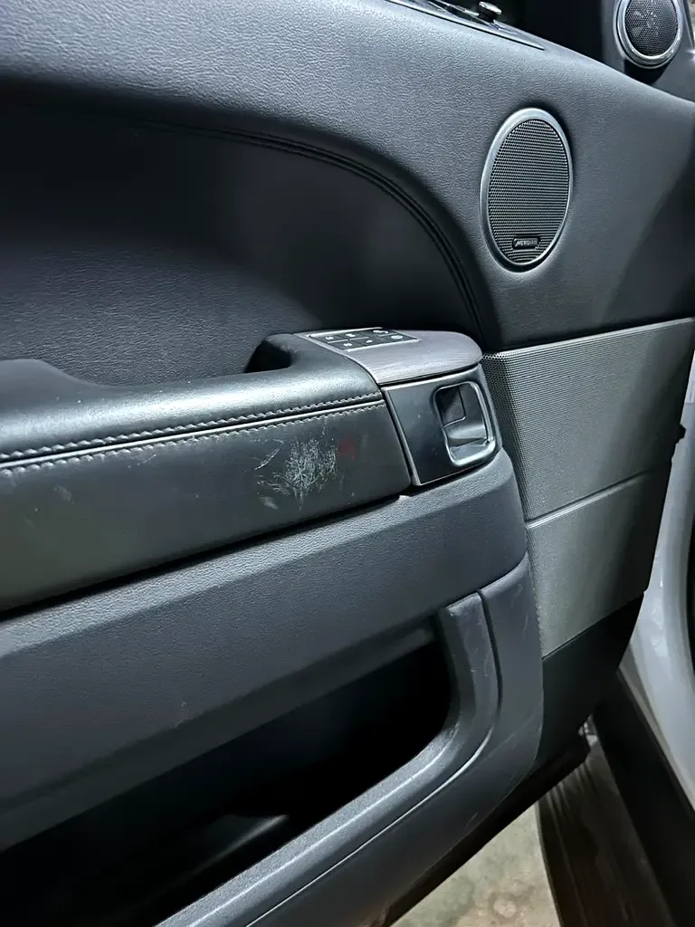 Land Rover Range Rover Sport 3.0 SDV6 Hybrid AT AWD (340 حصان) - 7