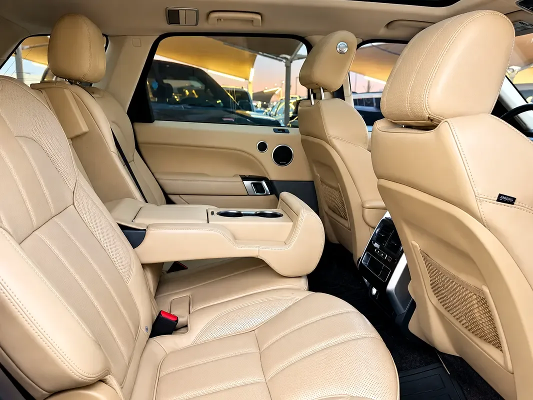 Land Rover Range Rover Sport 3.0 SDV6 Hybrid AT AWD (340 حصان) - 12