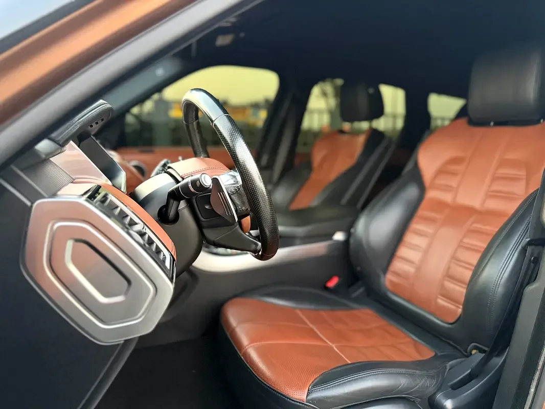 Land Rover Range Rover Sport 3.0 SDV6 Hybrid AT AWD (340 حصان) - 8