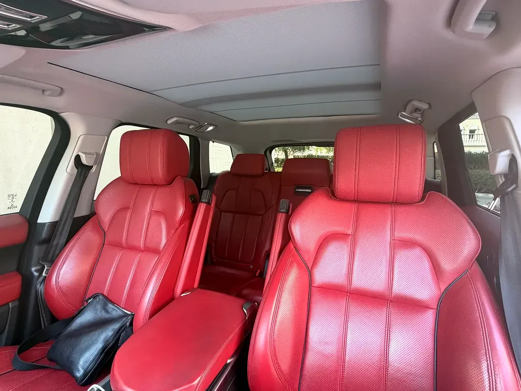Land Rover Range Rover Sport 3.0 SDV6 Hybrid AT AWD (340 حصان) - 9