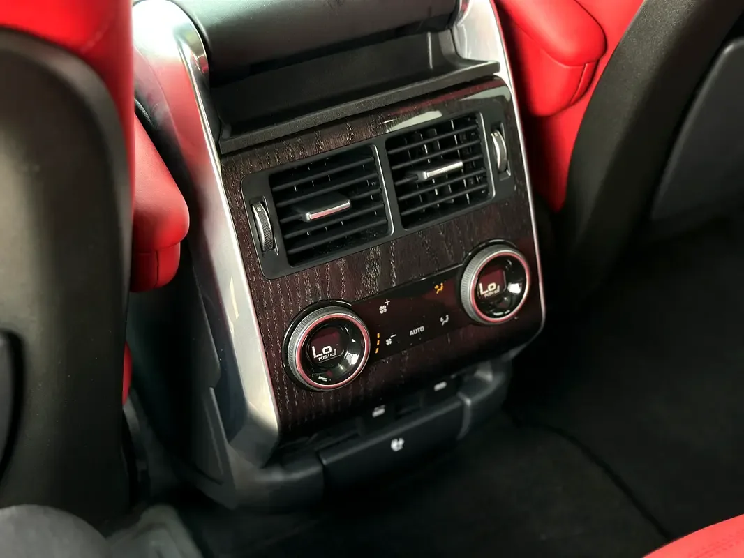 Land Rover Range Rover Sport 3.0 V6 Supercharged AT AWD (340 حصان) - 11