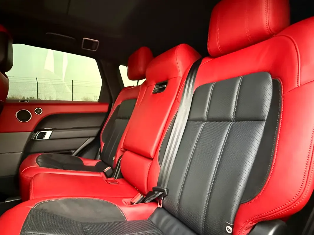 Land Rover Range Rover Sport 3.0 V6 Supercharged AT AWD (340 حصان) - 12