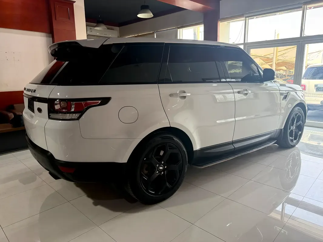 Land Rover Range Rover Sport 3.0 V6 Supercharged AT AWD (340 hp) - 4