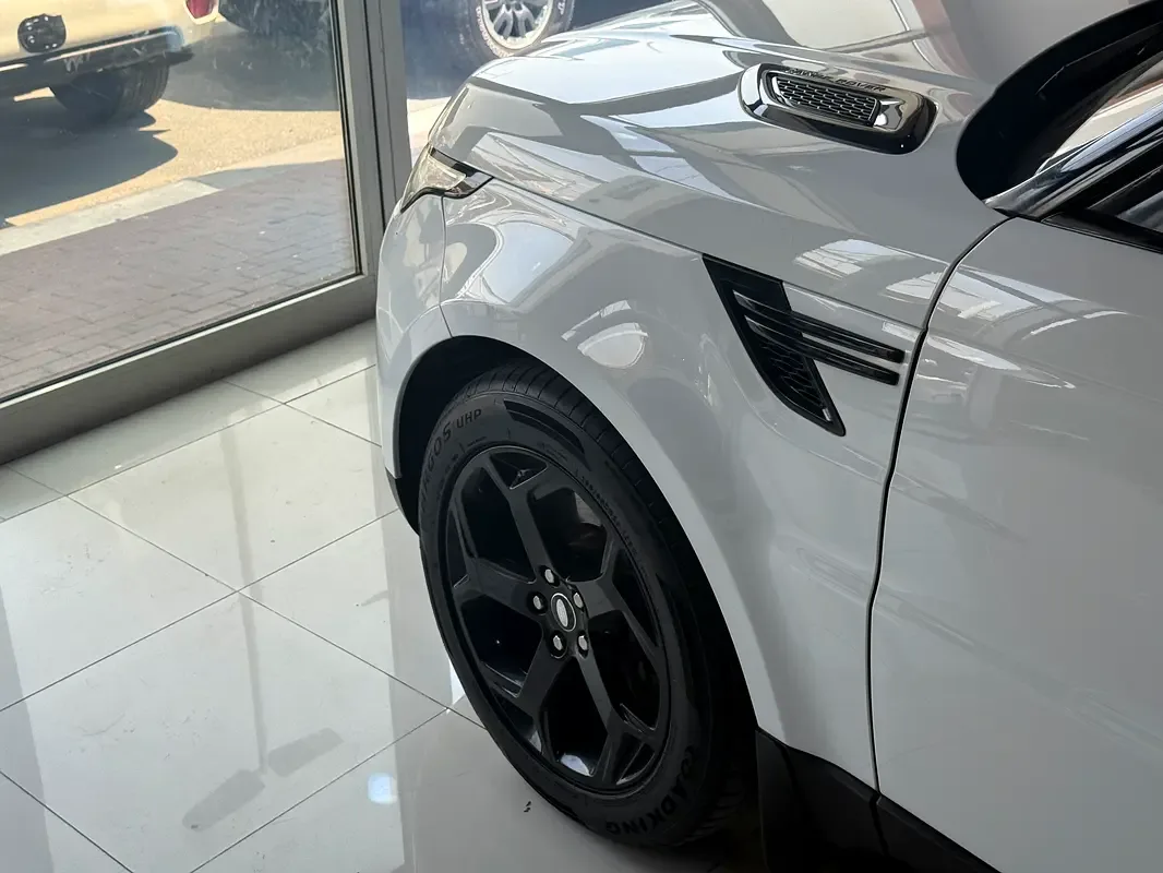 Land Rover Range Rover Sport 3.0 V6 Supercharged AT AWD (340 hp) - 19