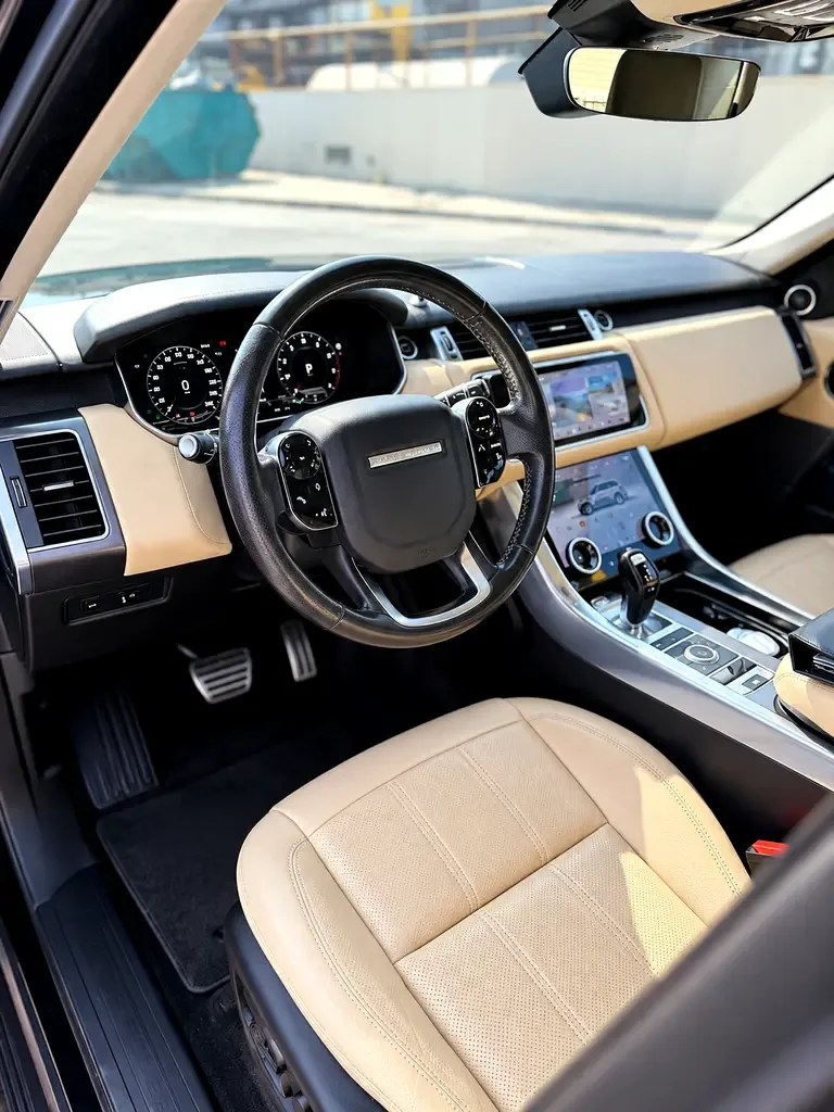 Land Rover Range Rover Sport 3.0 V6 Supercharged AT AWD (340 حصان) - 9