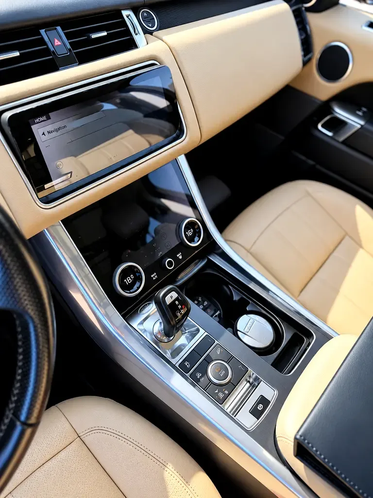 Land Rover Range Rover Sport 3.0 V6 Supercharged AT AWD (340 حصان) - 10