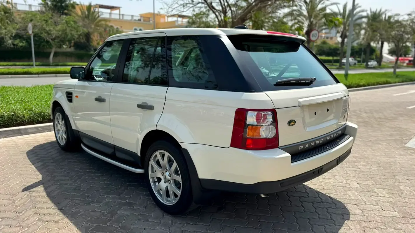 Land Rover Range Rover Sport 4.2 AT AWD (390 حصان) - 4