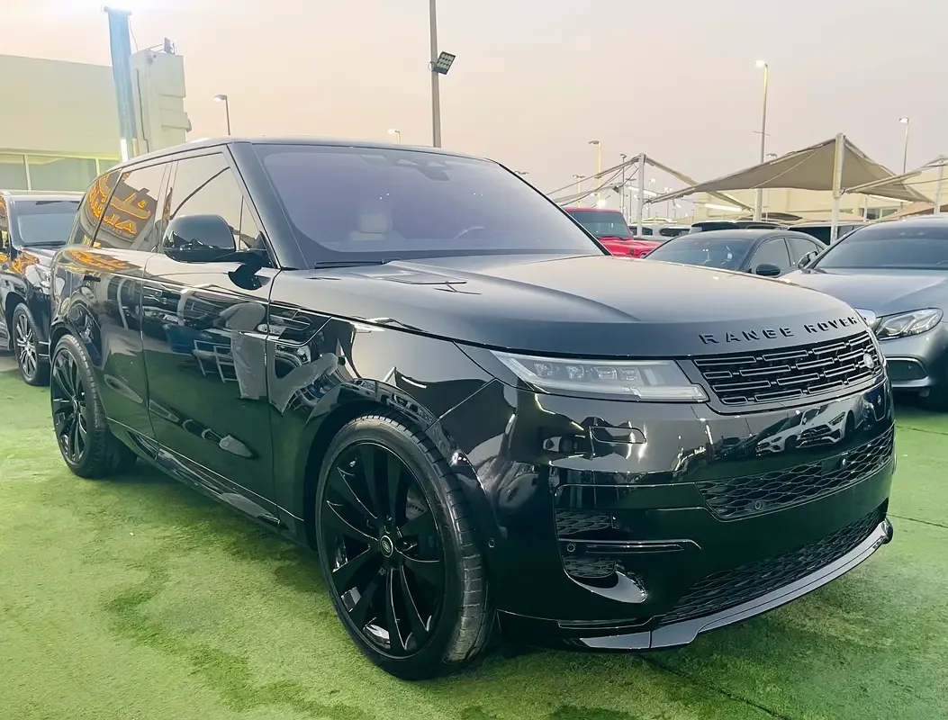 Land Rover Range Rover Sport 4.4 AT 4WD (530 hp)