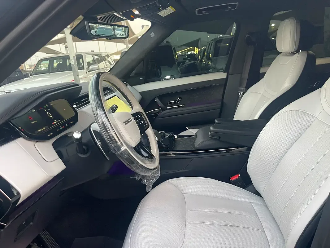 Land Rover Range Rover Sport 4.4 AT 4WD (530 حصان) - 5