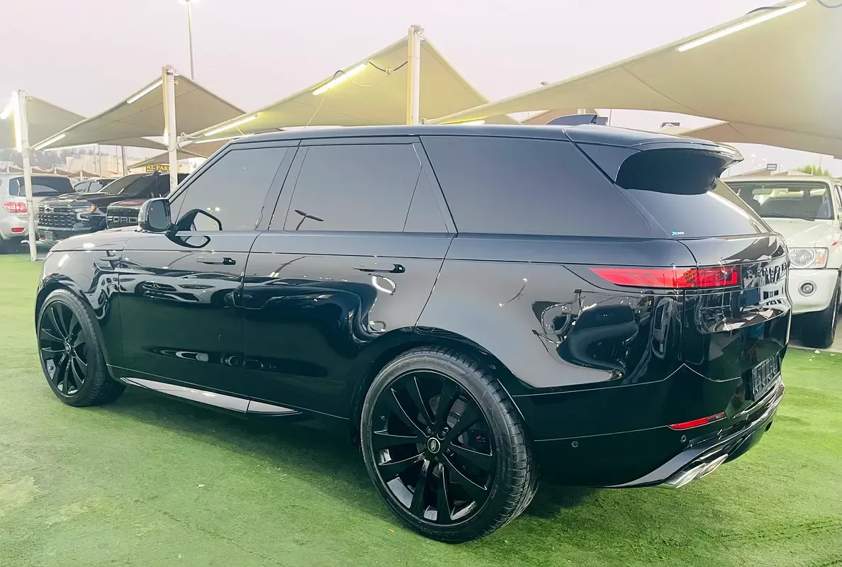 Land Rover Range Rover Sport 4.4 AT 4WD (530 حصان) - 10