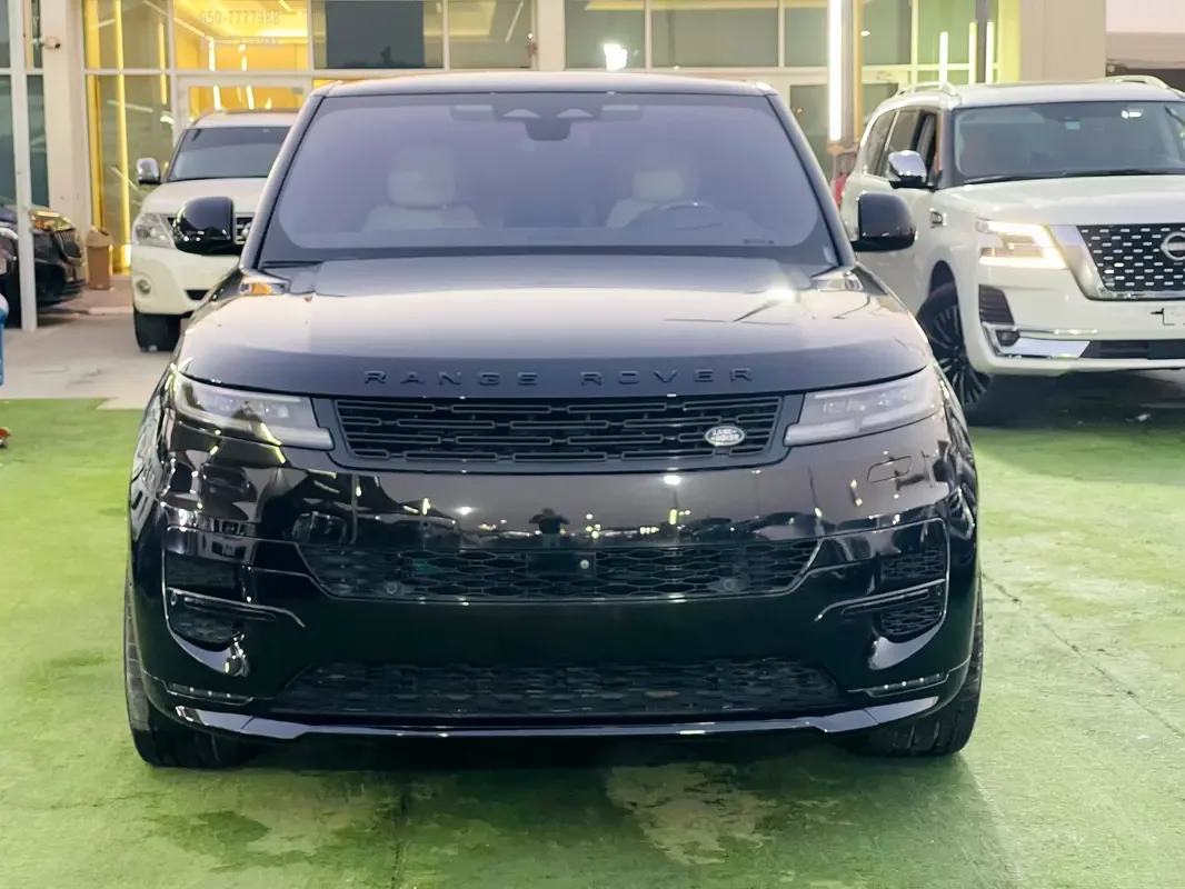 Land Rover Range Rover Sport 4.4 AT 4WD (530 حصان) - 12