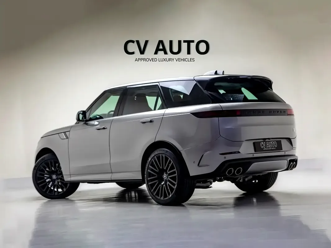 Land Rover Range Rover Sport 4.4 AT 4WD (530 حصان) - 4