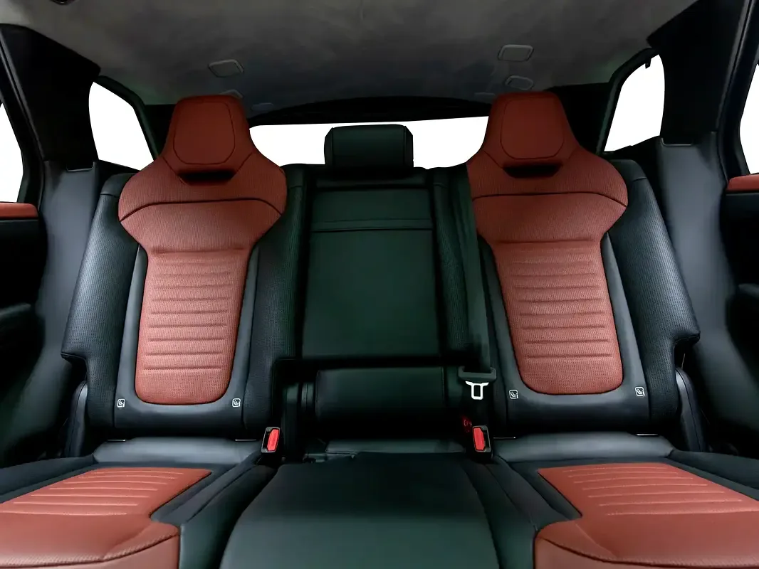 Land Rover Range Rover Sport 4.4 AT 4WD (530 حصان) - 16