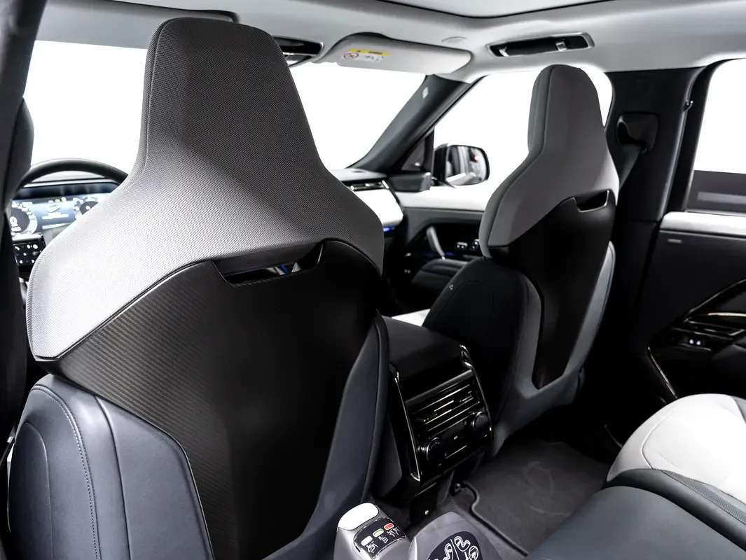 Land Rover Range Rover Sport 4.4 AT 4WD (635 hp) - 19