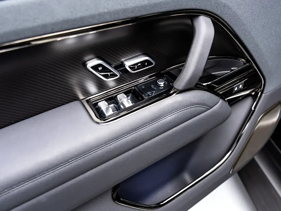 Land Rover Range Rover Sport 4.4 AT 4WD (635 hp) - 20