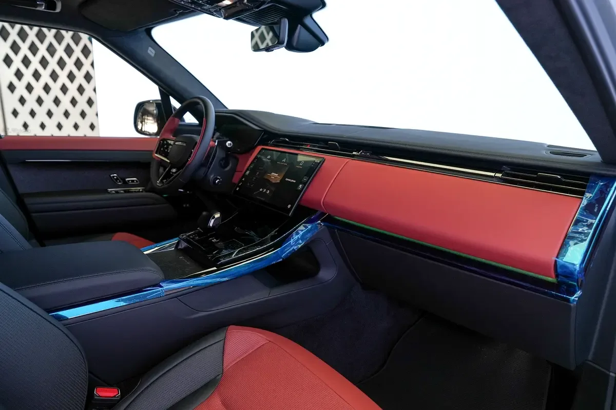 Land Rover Range Rover Sport 4.4 AT 4WD (635 hp) - 16