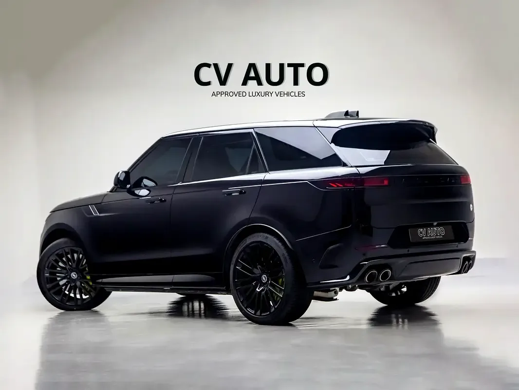 Land Rover Range Rover Sport 4.4 AT 4WD (635 حصان) - 4