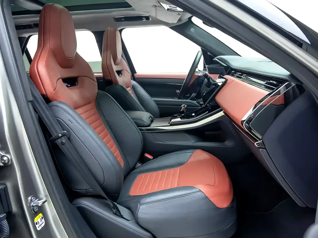 Land Rover Range Rover Sport 4.4 AT 4WD (635 hp) - 11