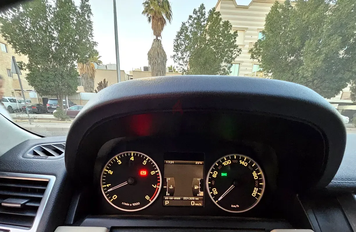 Land Rover Range Rover Sport 5.0 AT AWD (375 hp) - 2