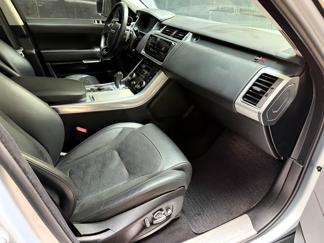 Land Rover Range Rover Sport 5.0 SVR V8 Supercharged AT AWD (575 حصان) - 8