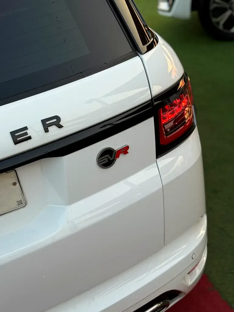 Land Rover Range Rover Sport 5.0 V8 Supercharged AT AWD (510 حصان) - 9