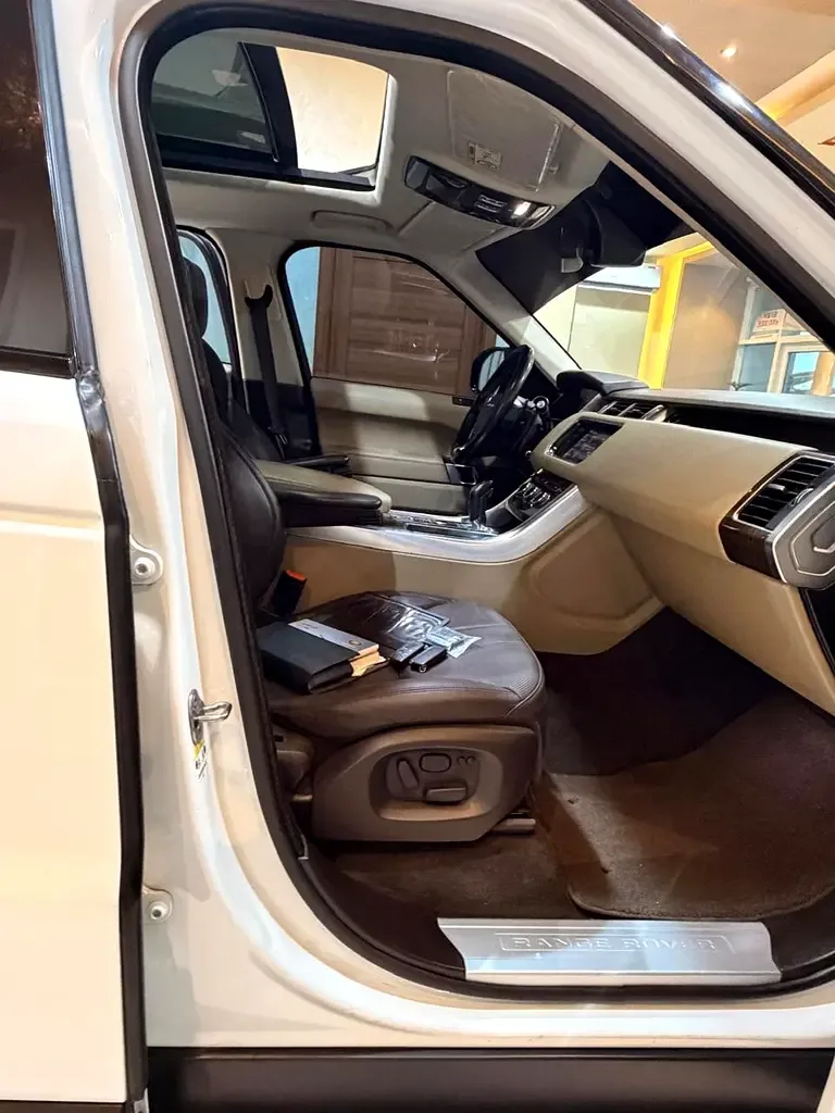Land Rover Range Rover Sport 5.0 V8 Supercharged AT AWD (510 حصان) - 10