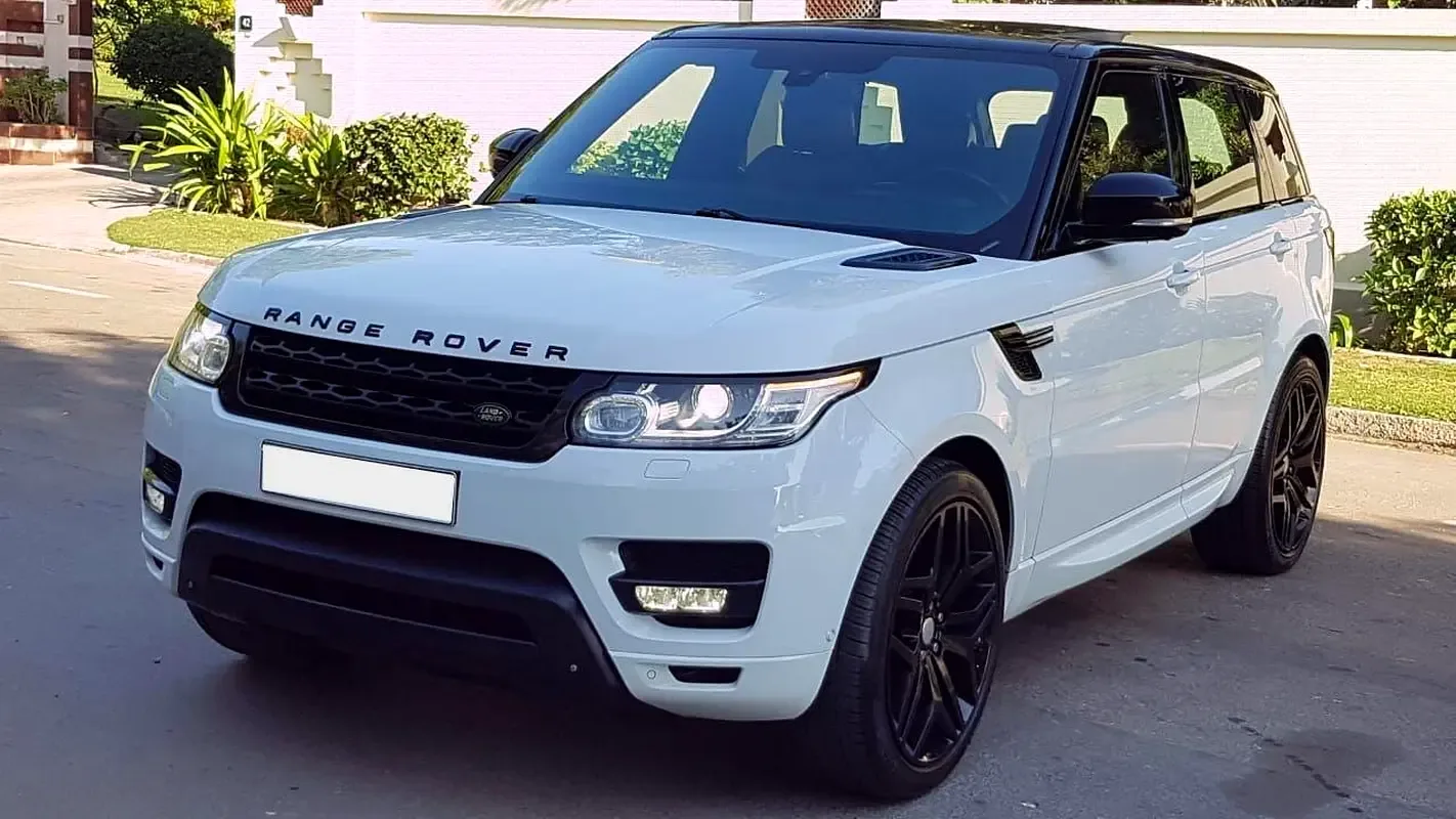 Land Rover Range Rover Sport 5.0 V8 Supercharged AT AWD (525 hp)