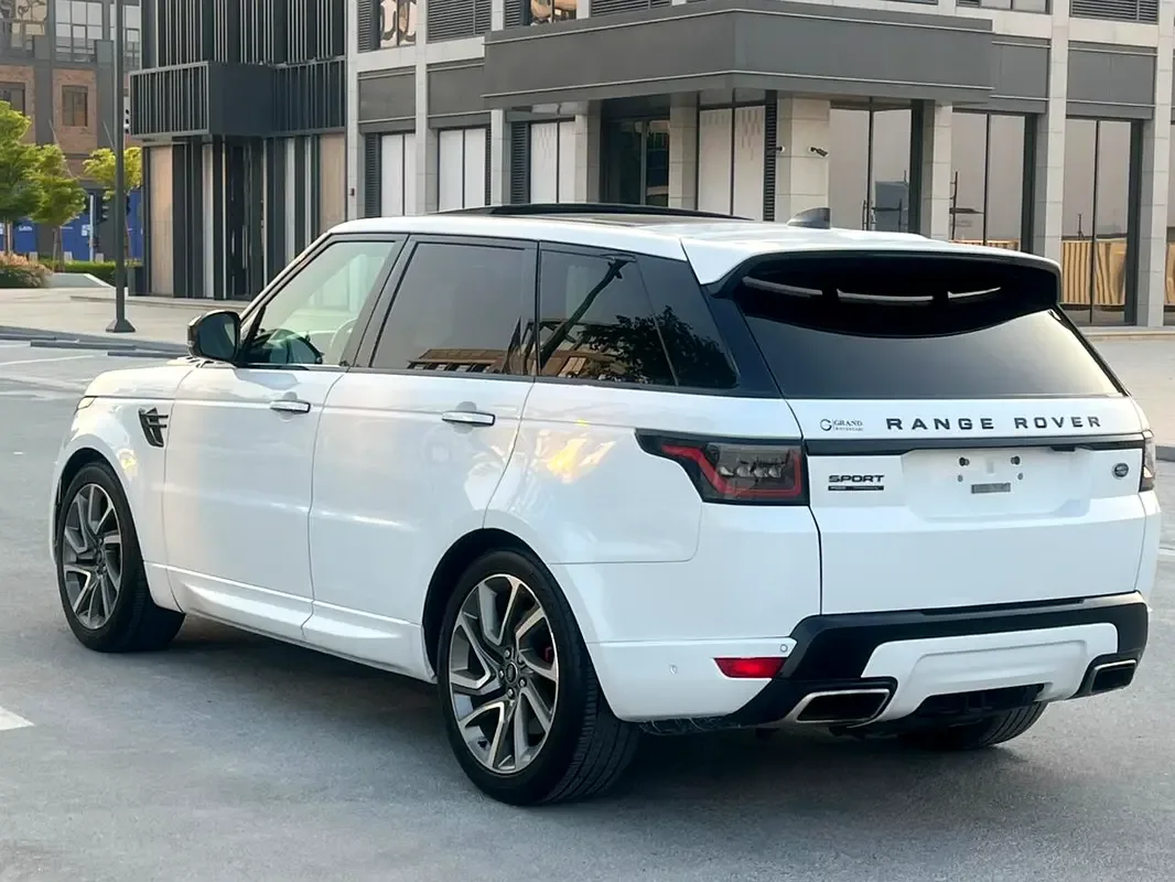 Land Rover Range Rover Sport 5.0 V8 Supercharged AT AWD (525 حصان) - 4