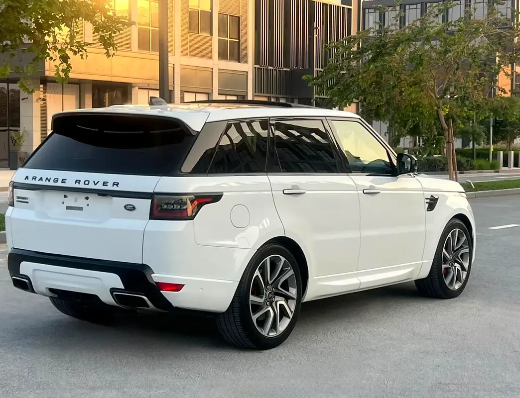 Land Rover Range Rover Sport 5.0 V8 Supercharged AT AWD (525 حصان) - 6