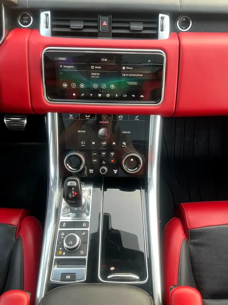 Land Rover Range Rover Sport 5.0 V8 Supercharged AT AWD (525 حصان) - 9
