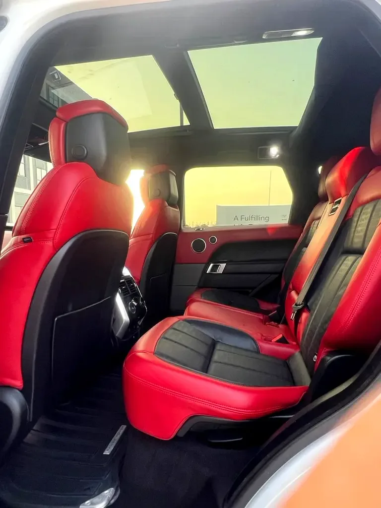 Land Rover Range Rover Sport 5.0 V8 Supercharged AT AWD (525 حصان) - 10