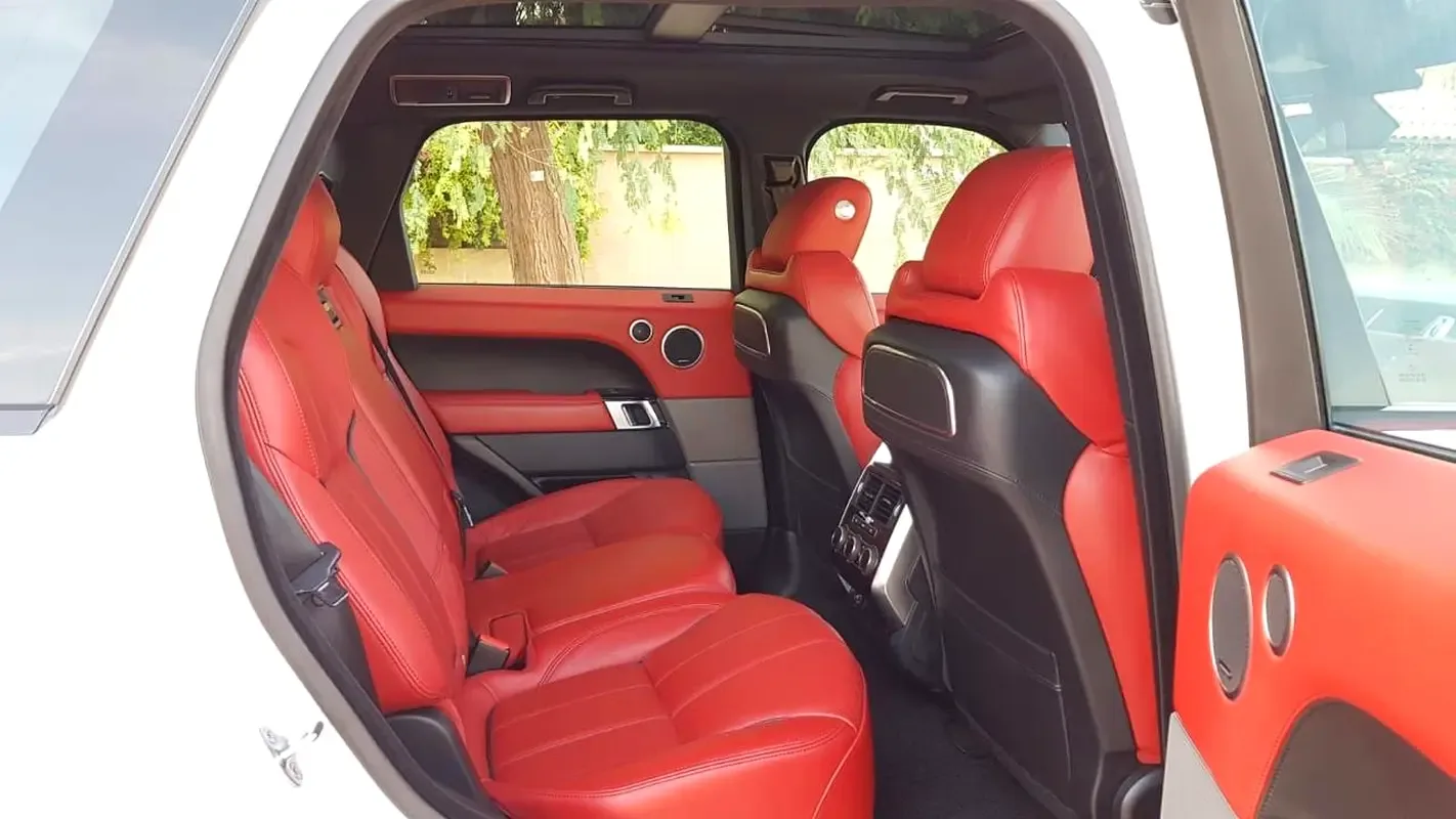 Land Rover Range Rover Sport 5.0 V8 Supercharged AT AWD (525 حصان) - 16