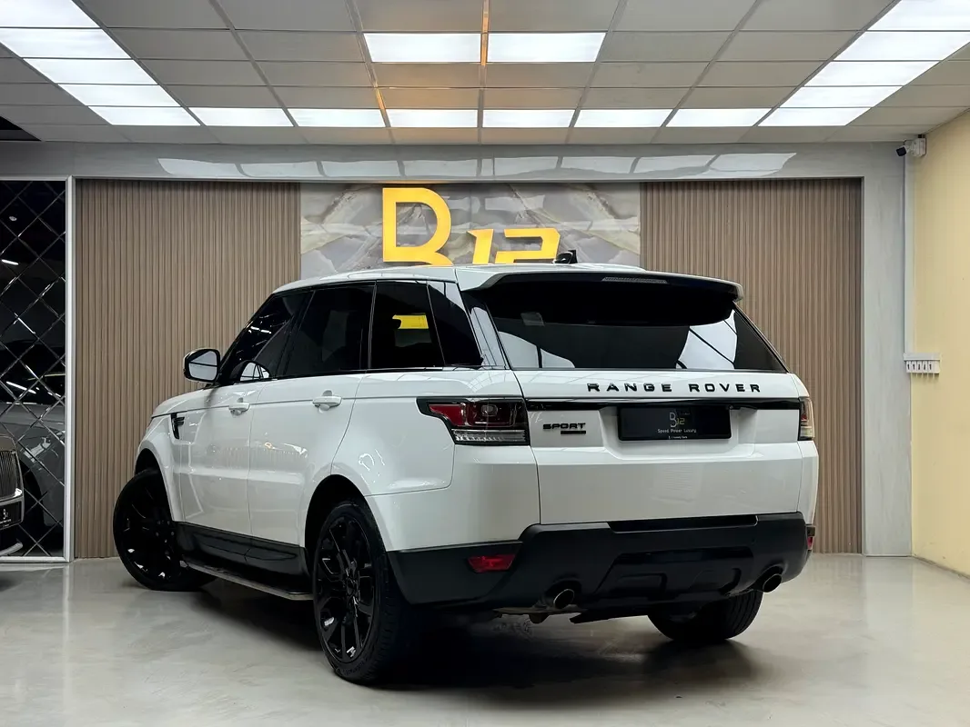 Land Rover Range Rover Sport 5.0 V8 Supercharged AT AWD (525 حصان) - 3