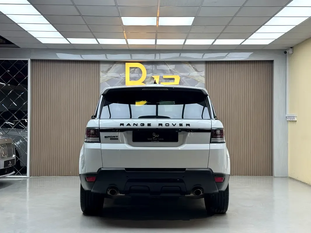 Land Rover Range Rover Sport 5.0 V8 Supercharged AT AWD (525 حصان) - 6