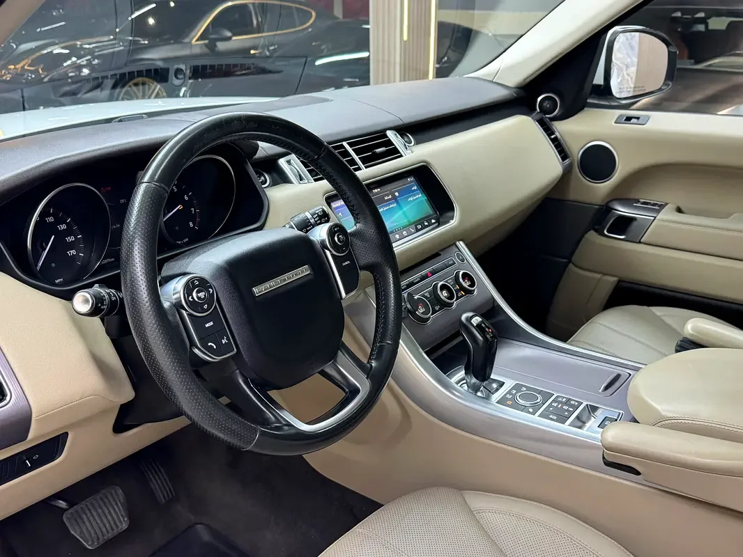 Land Rover Range Rover Sport 5.0 V8 Supercharged AT AWD (525 حصان) - 10