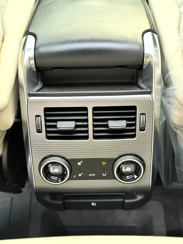 Land Rover Range Rover Sport 5.0 V8 Supercharged AT AWD (525 حصان) - 18
