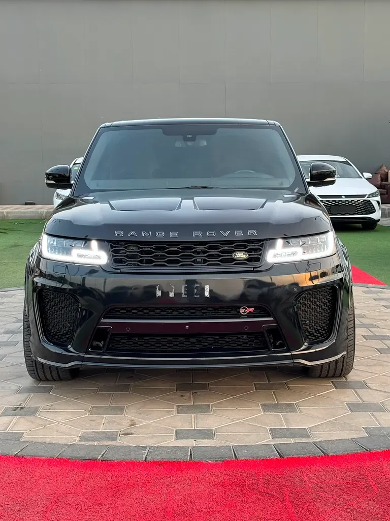 Land Rover Range Rover Sport 5.0 V8 Supercharged AT AWD (550 hp)