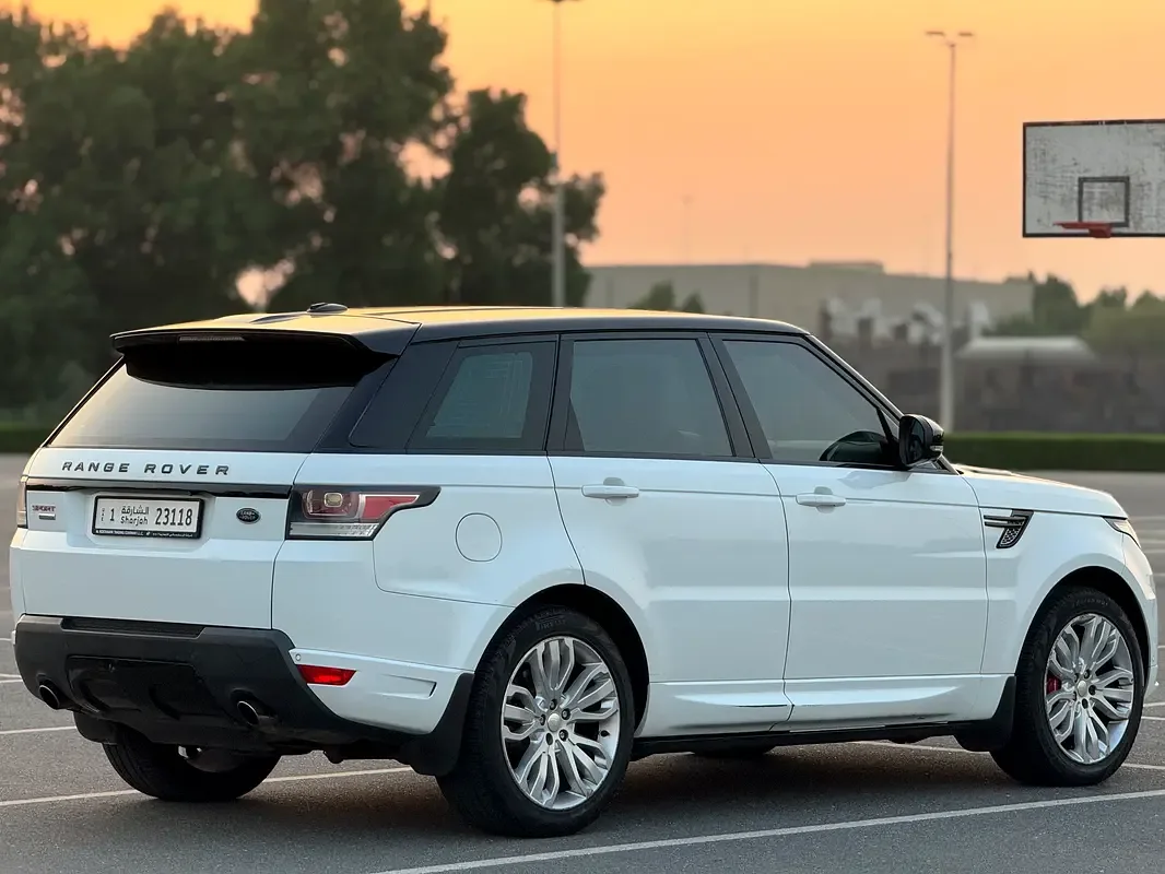Land Rover Range Rover Sport 5.0 V8 Supercharged AT AWD (550 حصان) - 4
