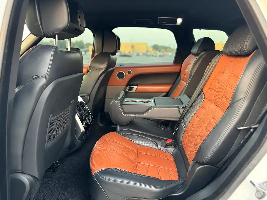 Land Rover Range Rover Sport 5.0 V8 Supercharged AT AWD (550 حصان) - 9