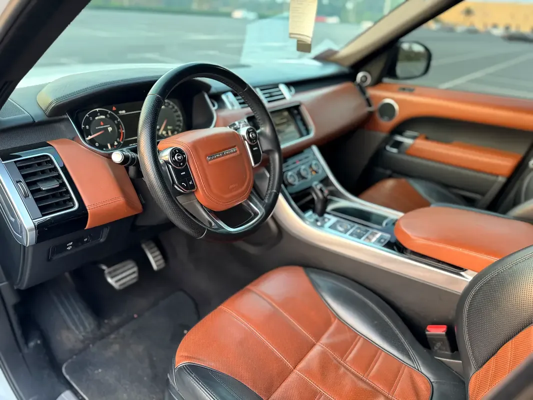 Land Rover Range Rover Sport 5.0 V8 Supercharged AT AWD (550 حصان) - 7