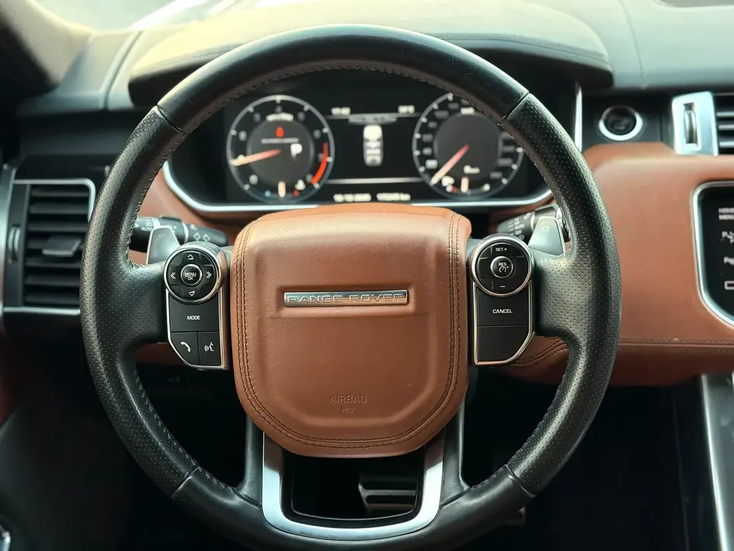 Land Rover Range Rover Sport 5.0 V8 Supercharged AT AWD (550 حصان) - 15