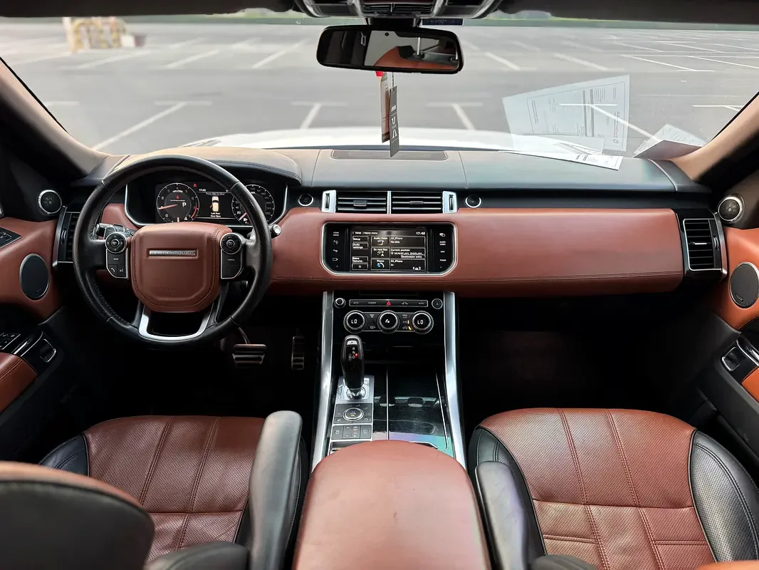 Land Rover Range Rover Sport 5.0 V8 Supercharged AT AWD (550 حصان) - 14