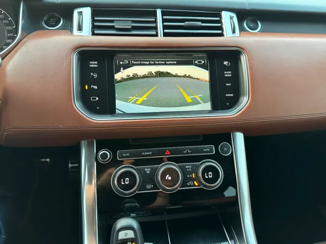 Land Rover Range Rover Sport 5.0 V8 Supercharged AT AWD (550 حصان) - 17