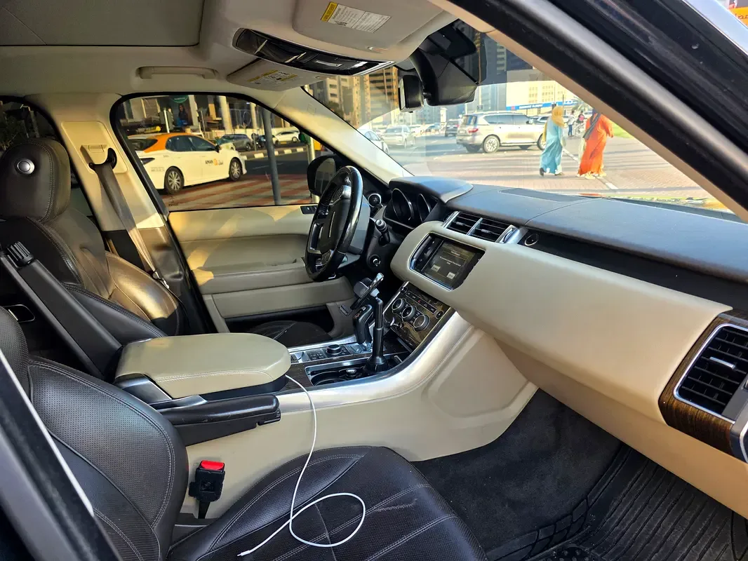 Land Rover Range Rover Sport 5.0 V8 Supercharged AT AWD (550 حصان) - 10