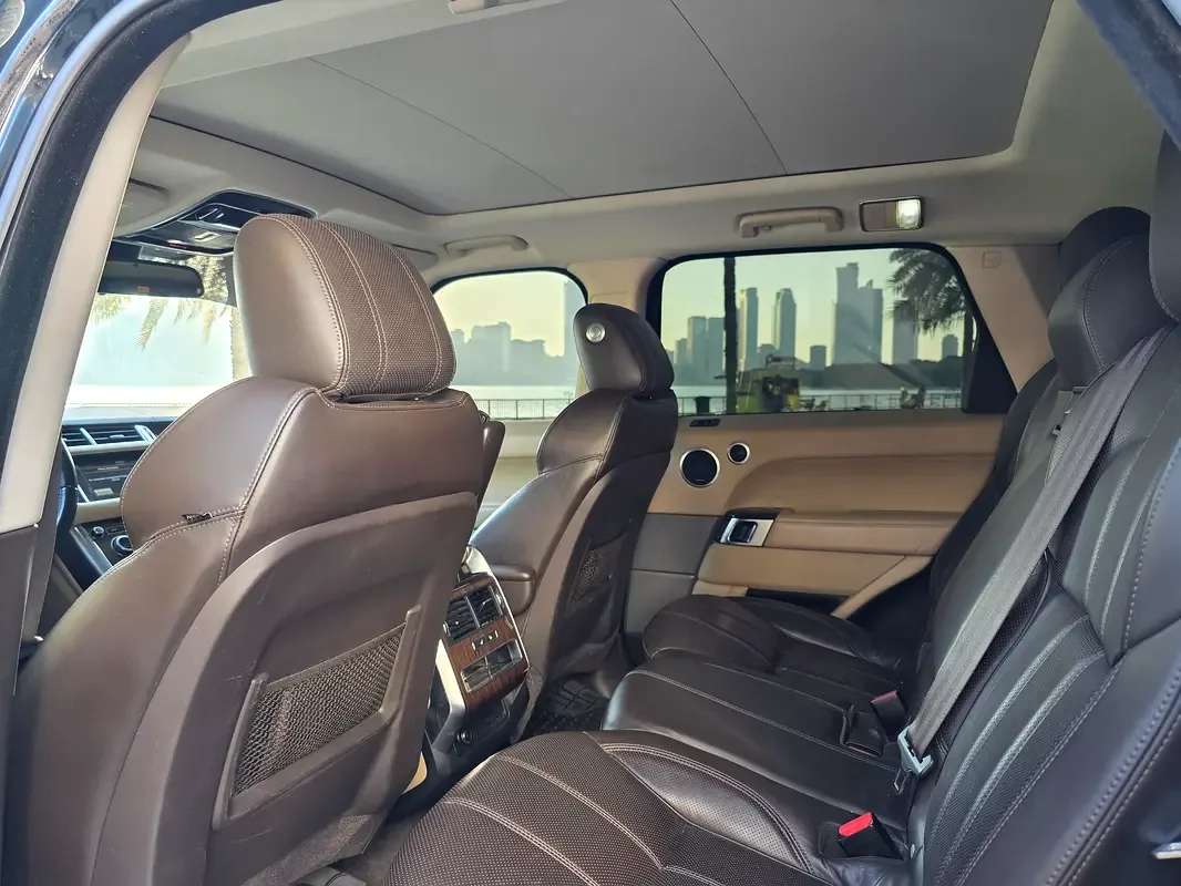 Land Rover Range Rover Sport 5.0 V8 Supercharged AT AWD (550 حصان) - 11